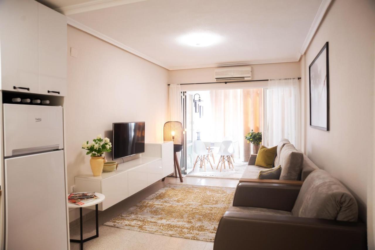 Holiday Studio Jardin Playa Torrevieja Extérieur photo